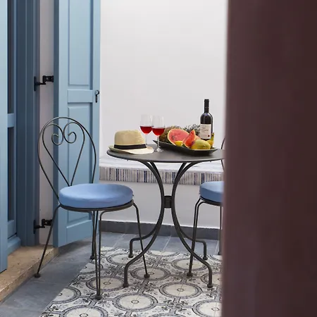 Apartahotel Blue Jasmine 4*