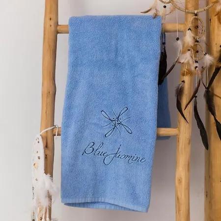 Blue Jasmine Apartahotel