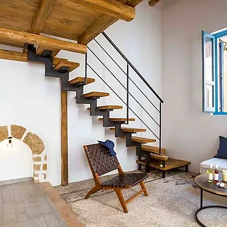 Blue Jasmine Aparthotel