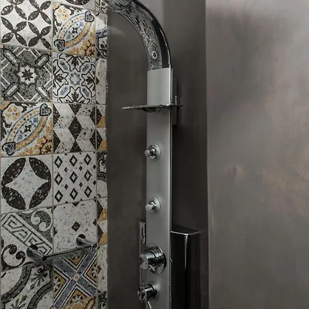 Blue Jasmine Apartahotel