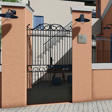 Blue Jasmine Aparthotel